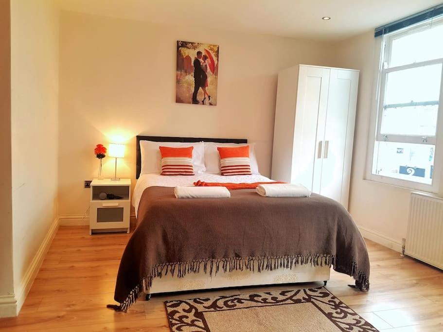 Comfortable Studio Flat Near Central Londra Esterno foto